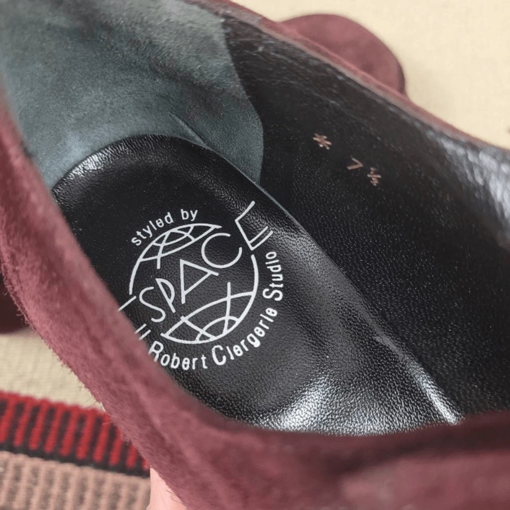 ISO Robert Clergerie Espace Burgundy Suede Heels Ikat - Picture 3 of 4